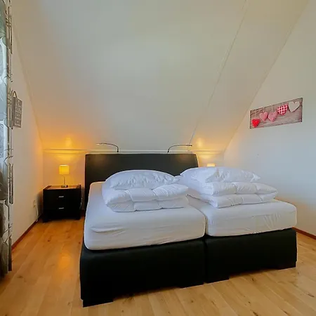 Schaut - Villapark De Buitenplaats Aan Zee Holiday home Callantsoog
